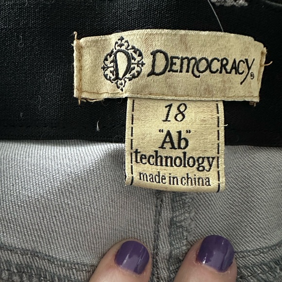 Democracy Ab Technology Gray Plaid Jeans Size 18 - Picture 6 of 11